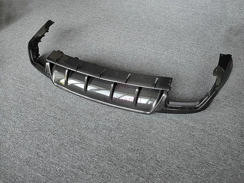 Car Parts Wholesale M Style Carbon Fiber Front Lip for   Levante